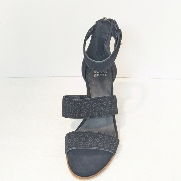 NWOT Frye and CO suede sandals - Picture 10 of 16
